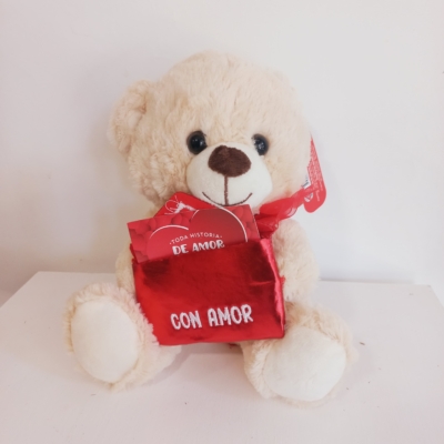 Oso beige con sobre
