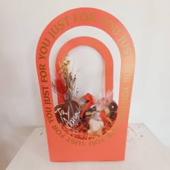 Canasta con Bombones + Vela