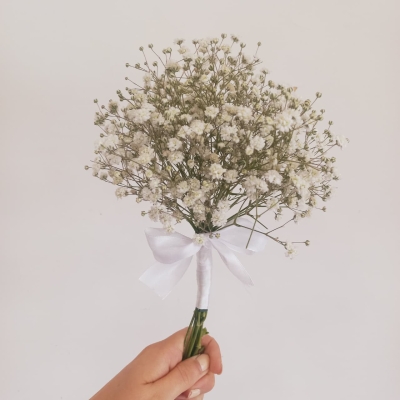 Ramo con gypsophila