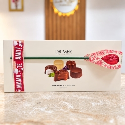 Caja con bombones + Rosa de chocolate